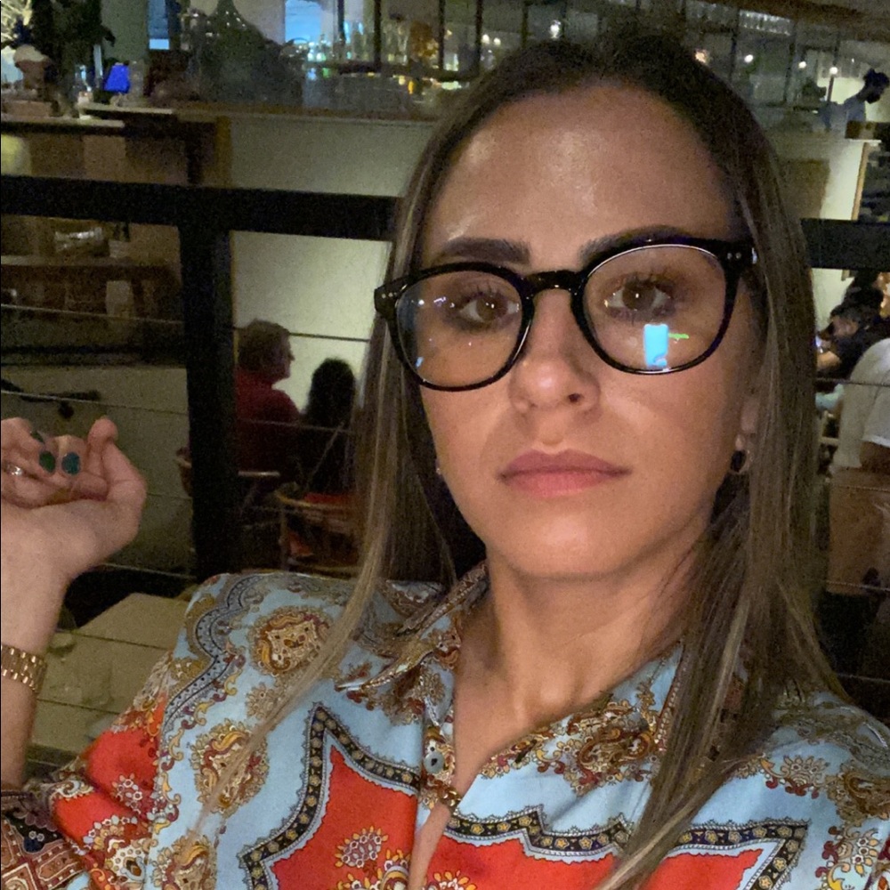 Meet your Posher, Gabriela